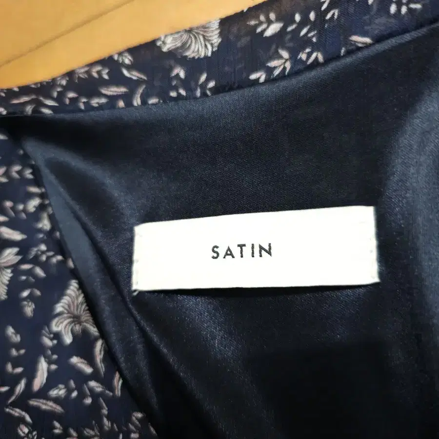 SATIN 사틴 밴딩 롱원피스