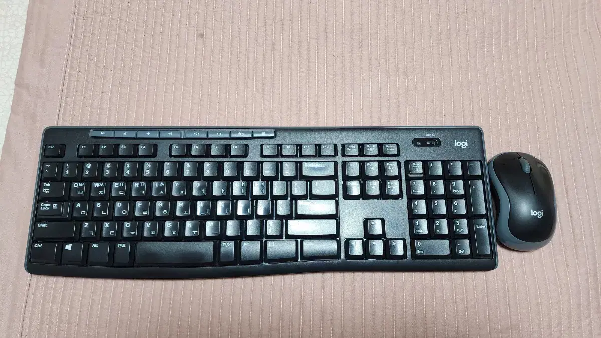 LogitechWireless KeyboardMouse