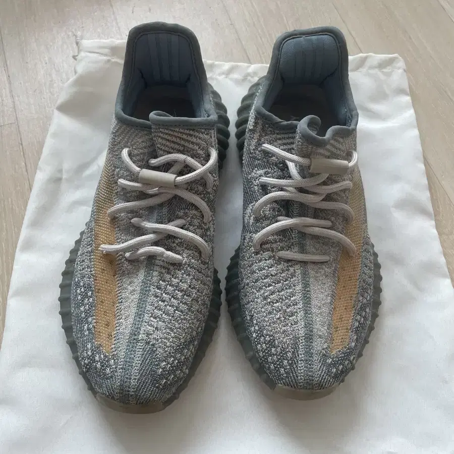 이지 yeezy 부스트 350 V2 이즈라필 스니커즈 급처