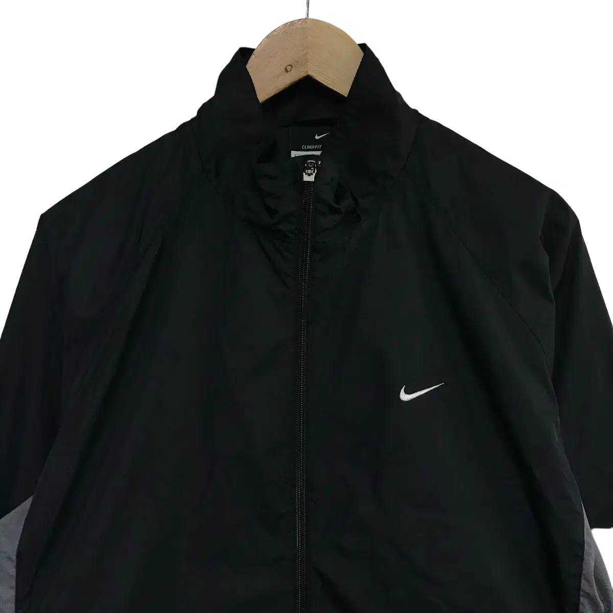 Nike Black Overfit Windbreaker