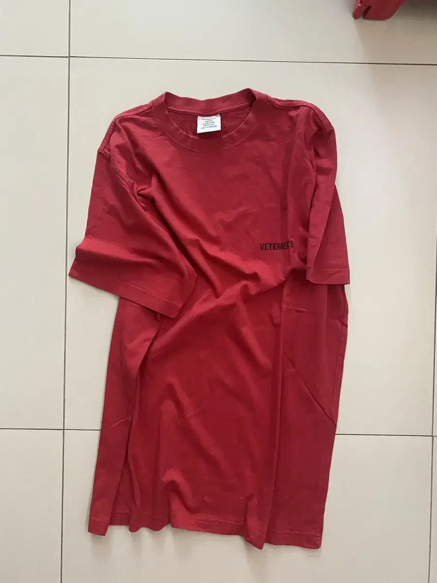 Vetements Short Sleeve T-Shirt