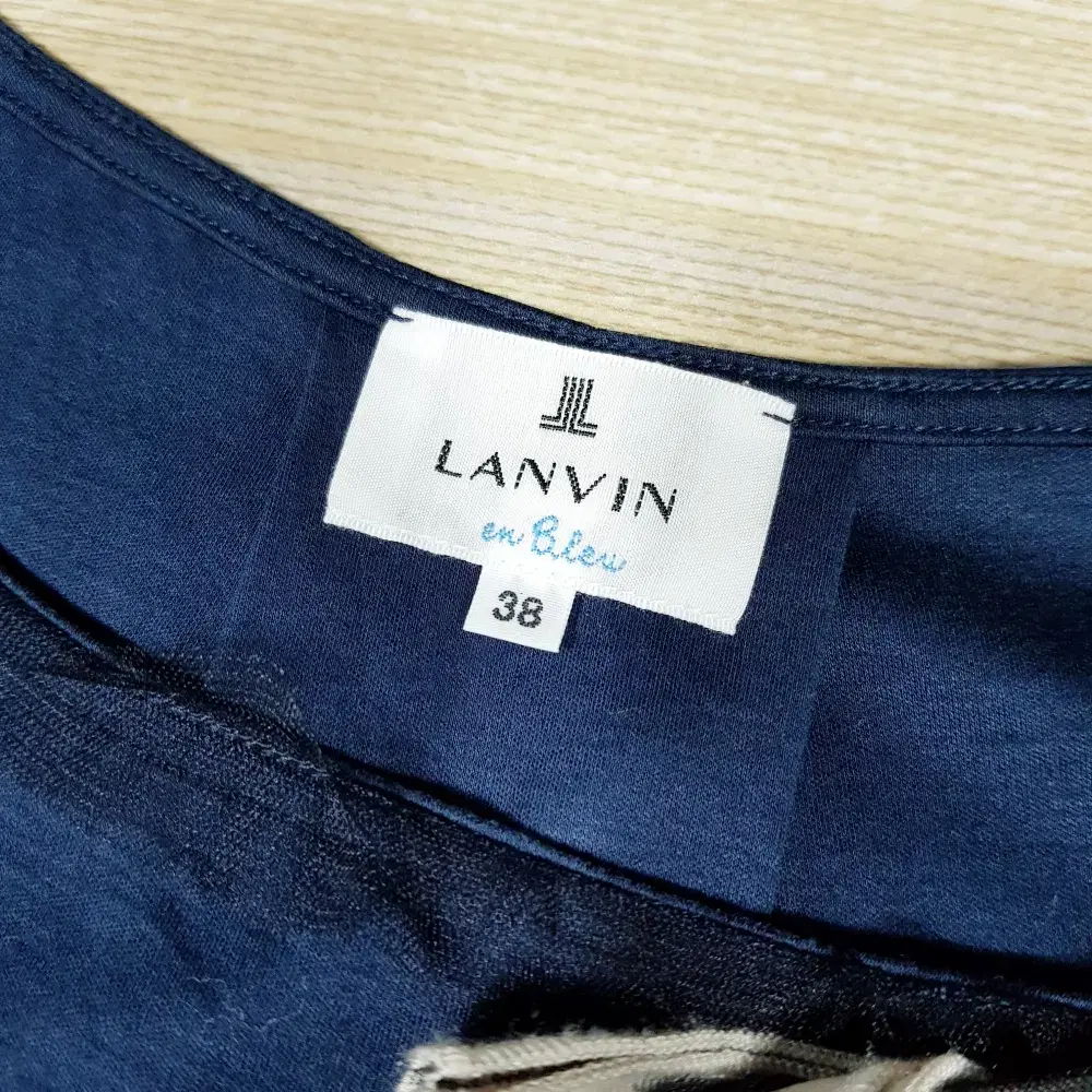 랑방 LANVIN 리본 망사 배색 럭셔리 나시 티셔츠 여M E1485