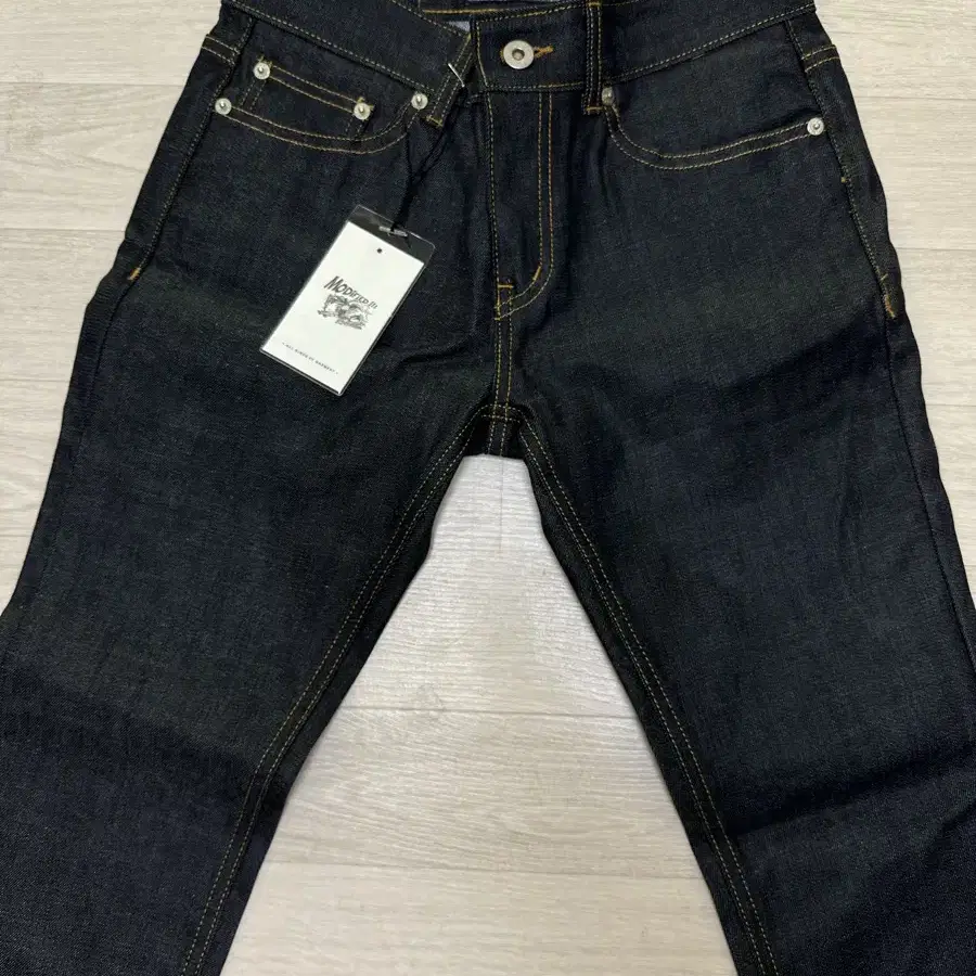 M#0457 glasgow coated rigid denim 28/32