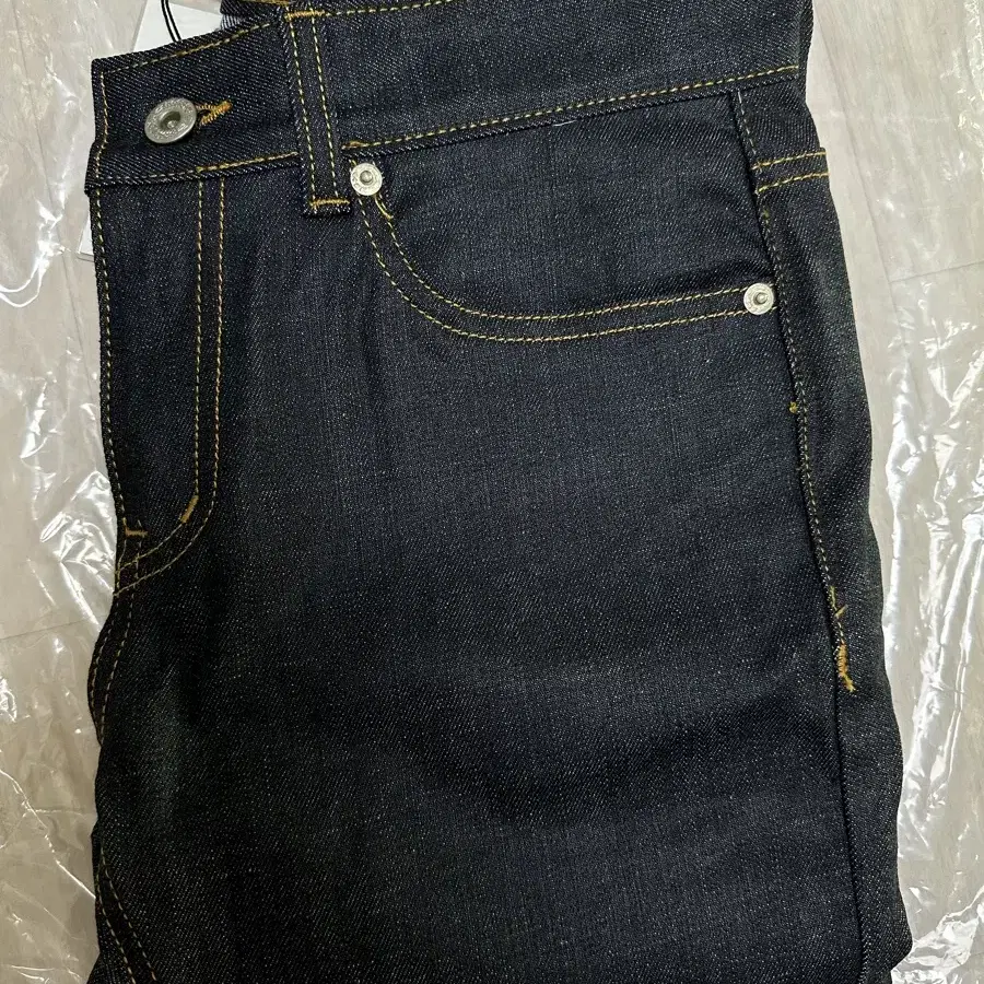 M#0457 glasgow coated rigid denim 28/32