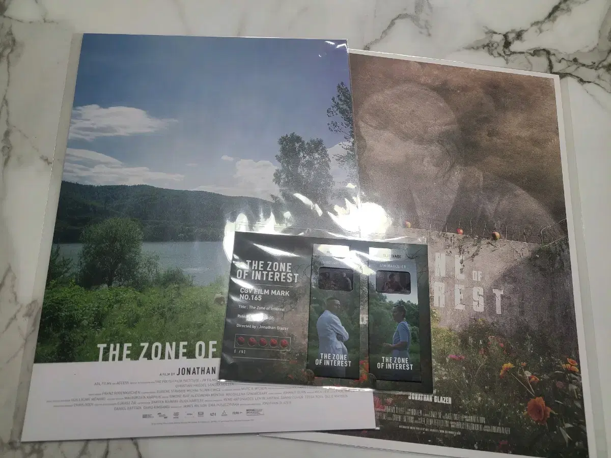 Zone of Interests Filmmark + poster Set of 2 (Picnic, Hope2)