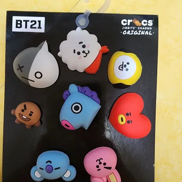 BTS BT21 크록스 지비츠