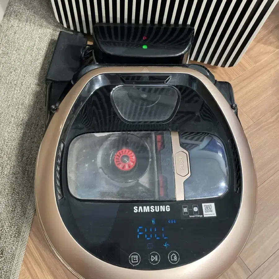 삼성 VR20R7260WD 로봇청소기 판매합니다.