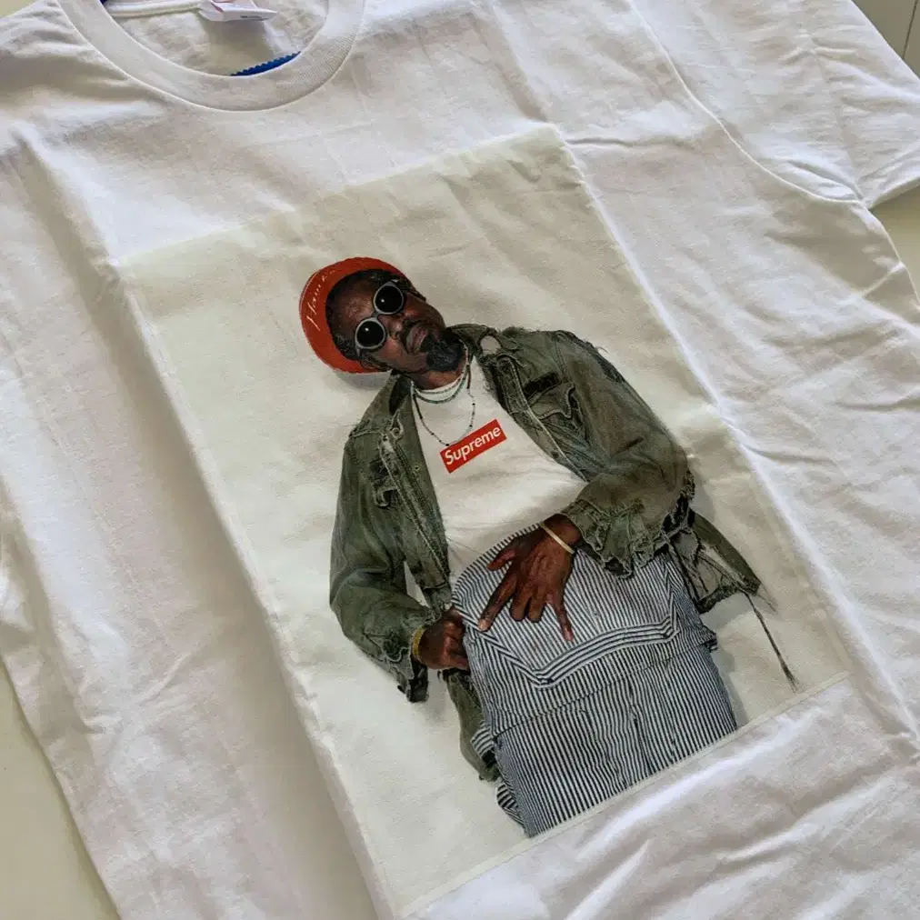 supreme 22AW andre 3000 short tee