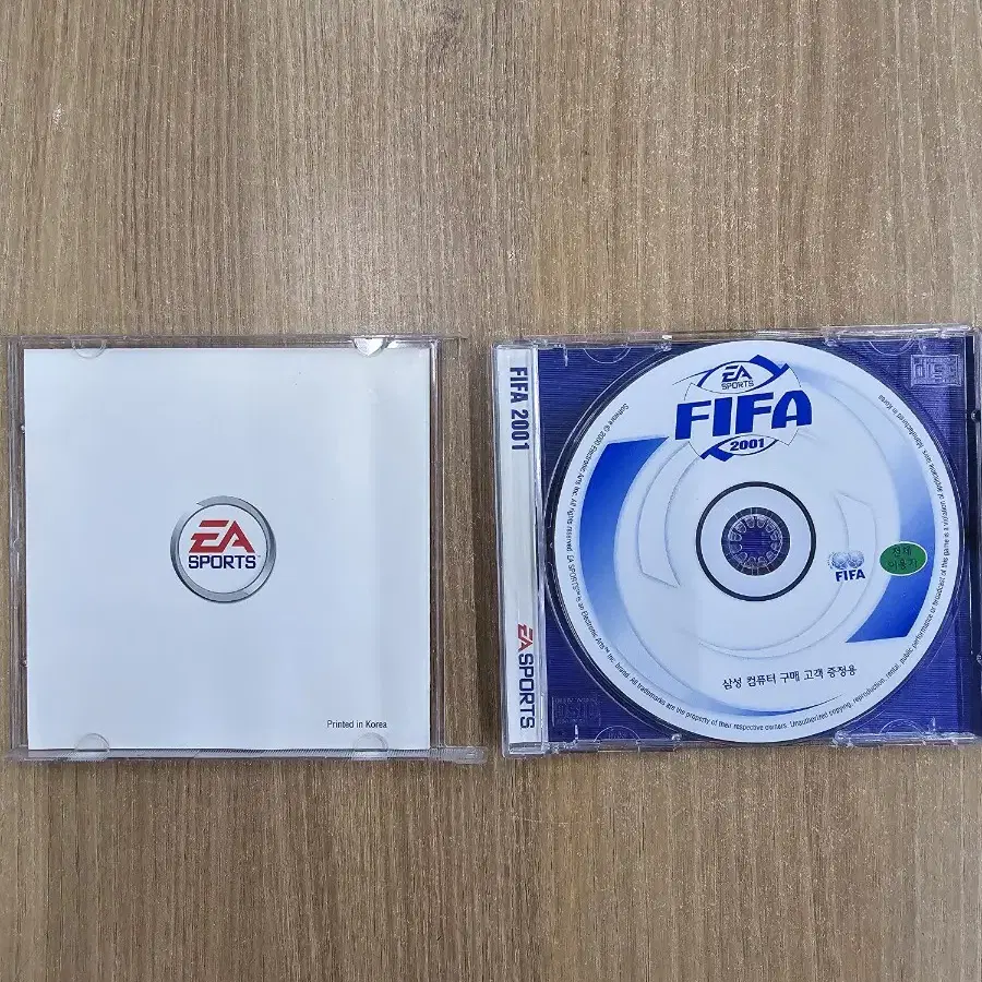 [PC] 주얼게임 "피파2001(FIFA2001)" 판매합니다.