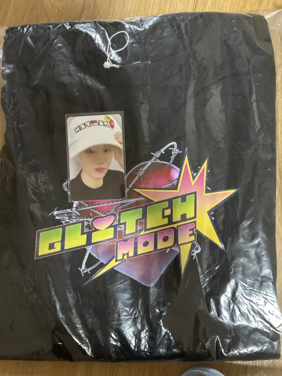 [wts]glitchmode t-shirt jisung nct dream nct dream