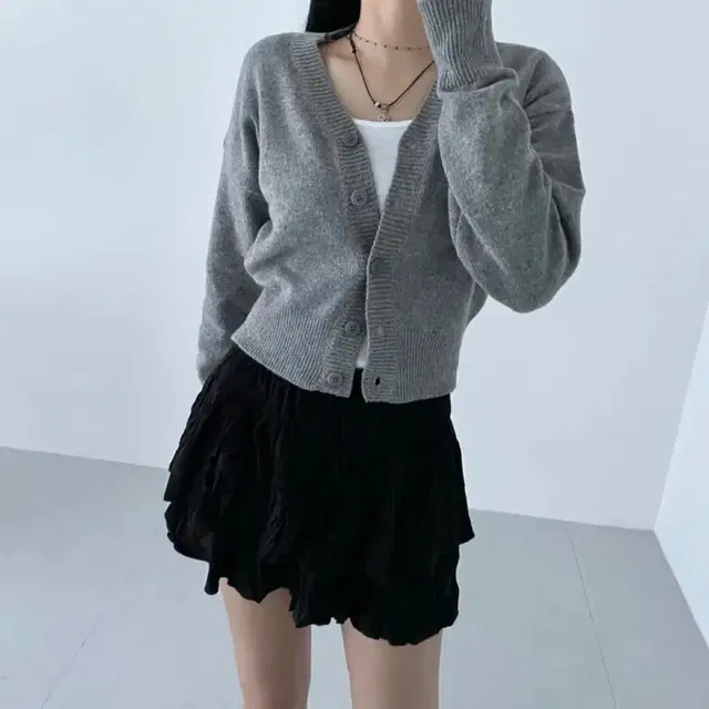 에이블리 미오 basic cardigan 그레이