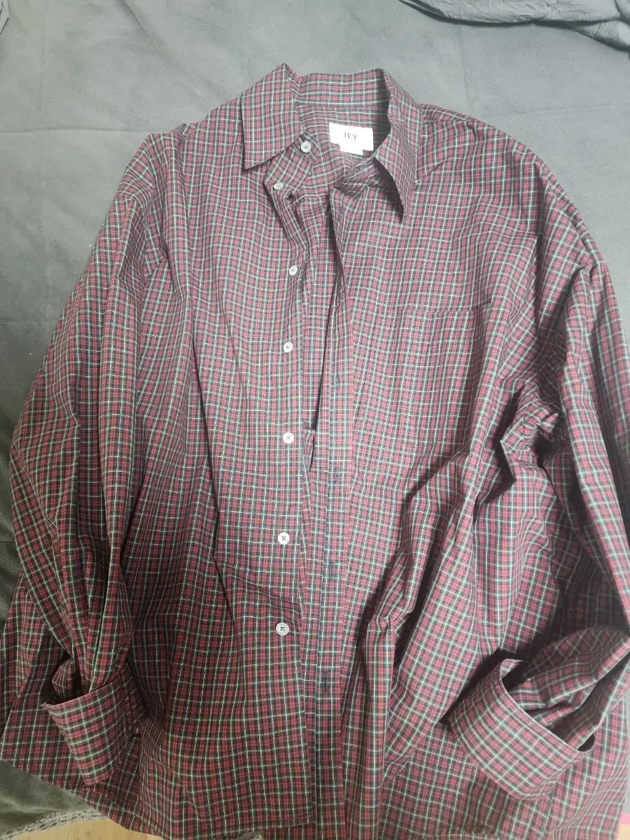 Ieyi Oversized Check Shirt Red L