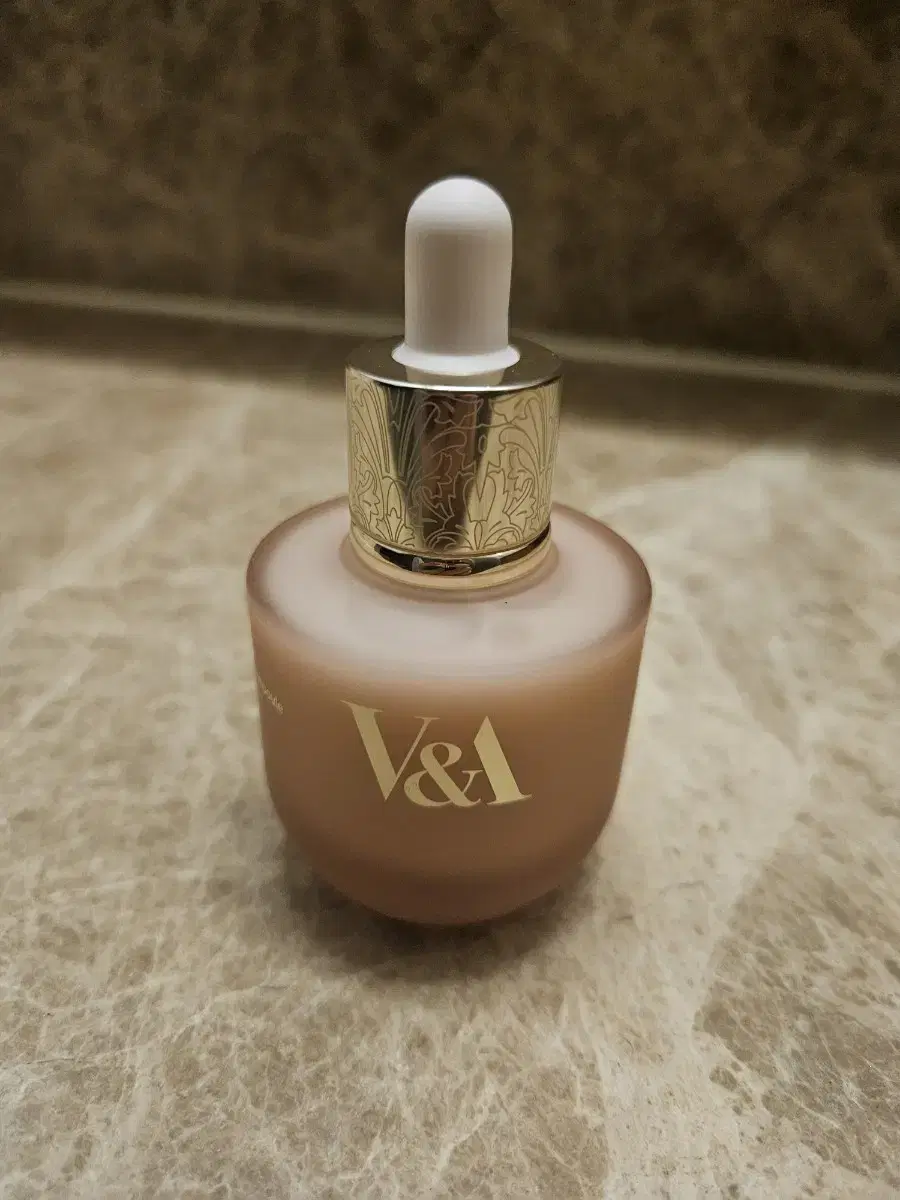 V&A 컨투어 액티브 앰플 50ml 새제품 (탄력리프팅)