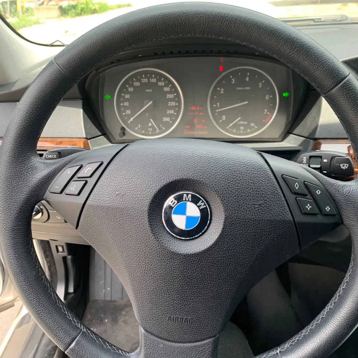 BMW 528i E60 004545 2008년식 후기형 분해 판매합니다