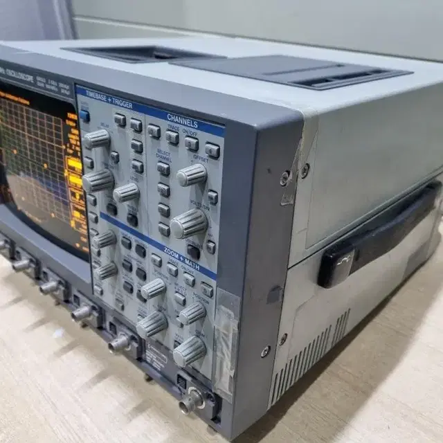 Lecroy 9354A 500MHz 오실로스코프.