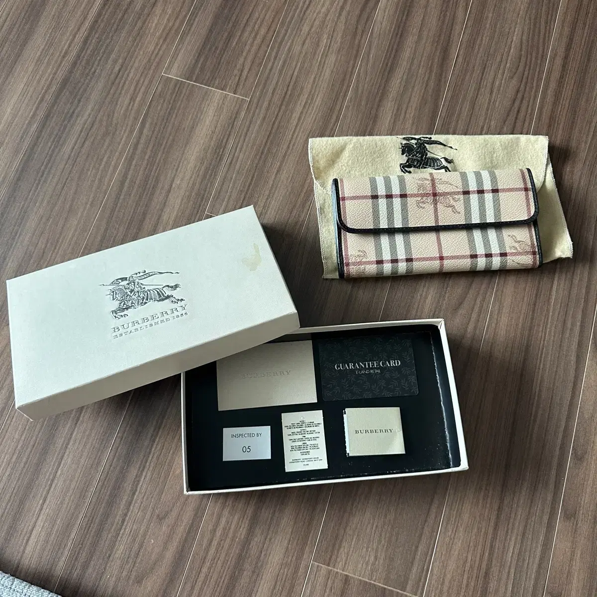 Burberry Long Wallet