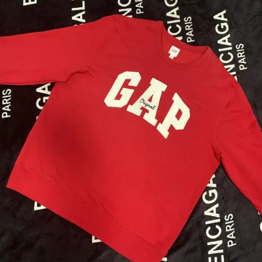 만원샵)L)GAP 갭 맨투맨 긴팔 롱슬리브 빈티지 레드 VTG