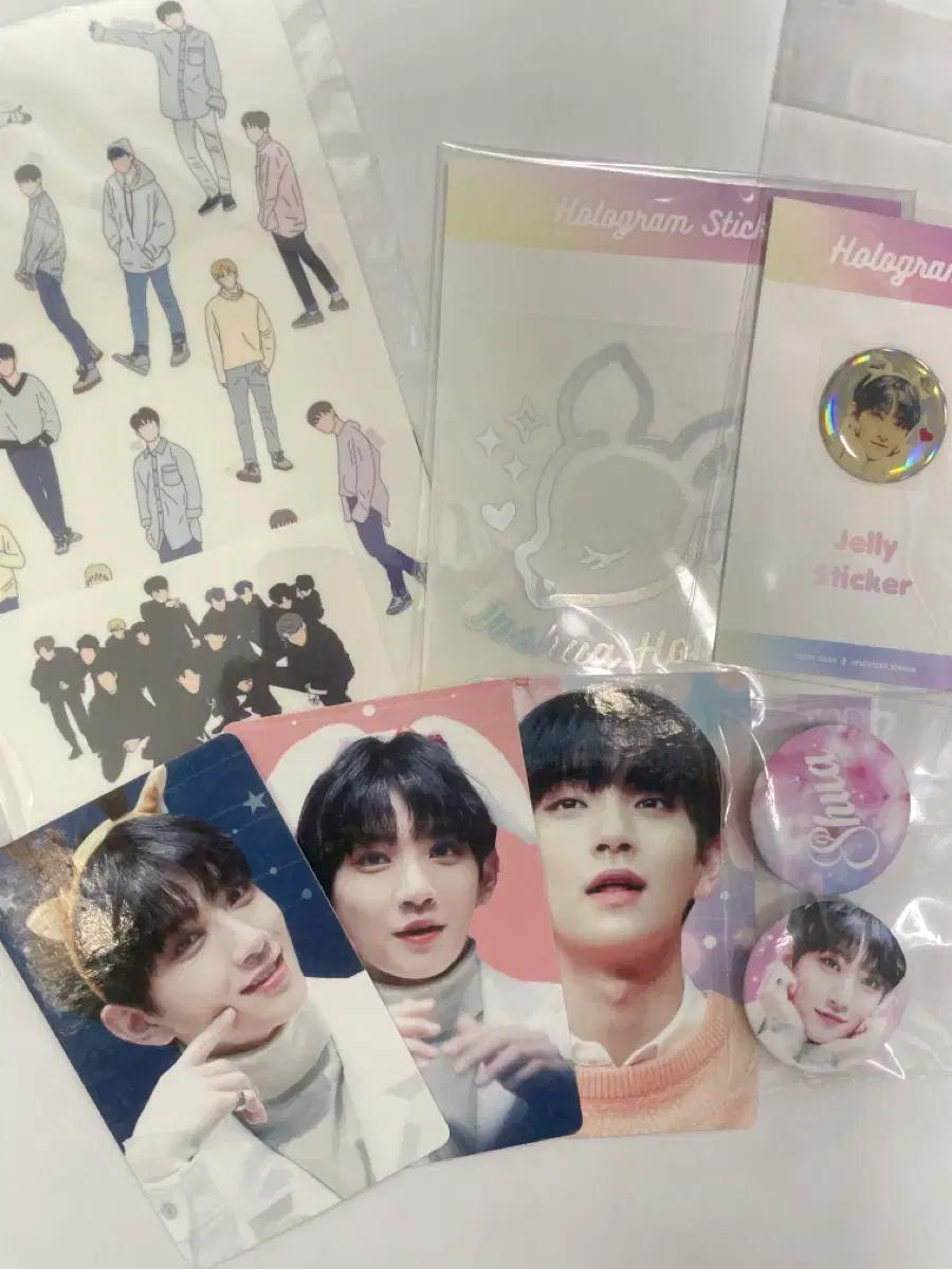 2019 seventeen Caratland joshua Merchandise photocard Canbadge stickers