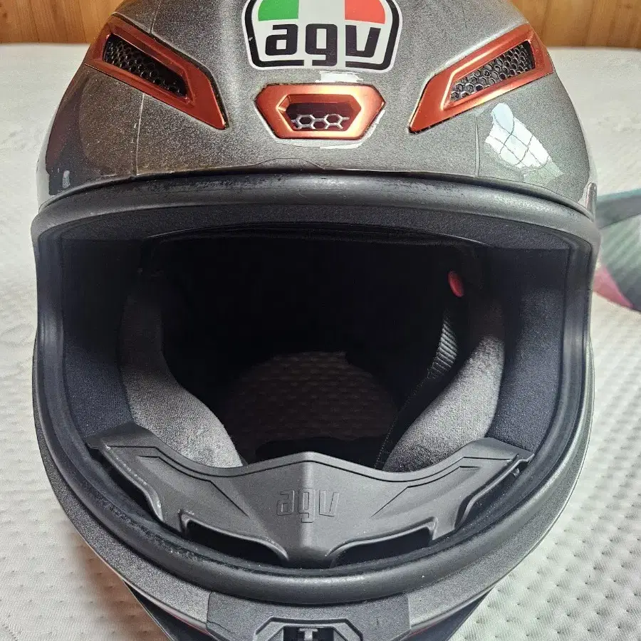 Agv 피스타(pista) gp rr 무광카본 M사이즈판매