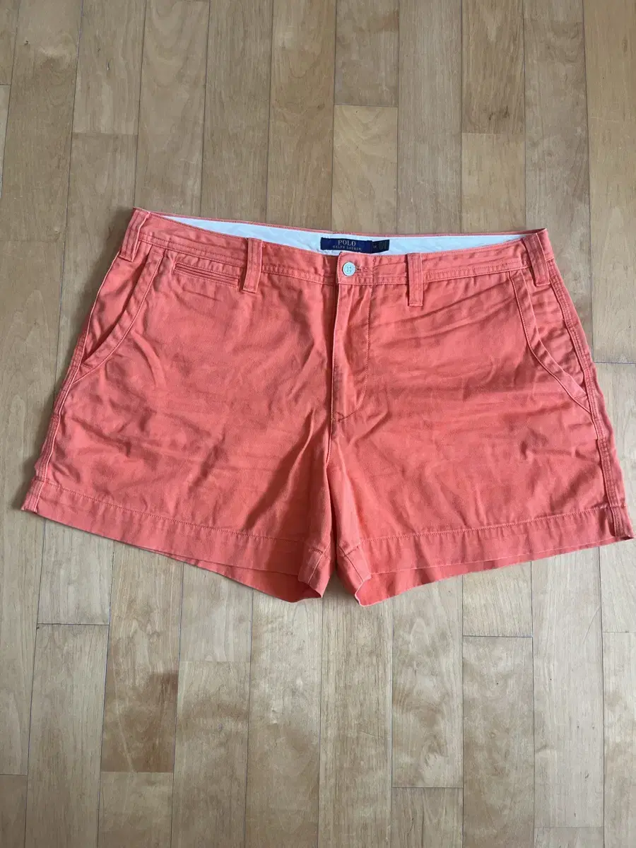 Polo shorts (Ralph Lauren Chino Shorts)