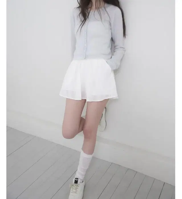 윤슬샵 anne skorts  (white stripe) 안느 스커트