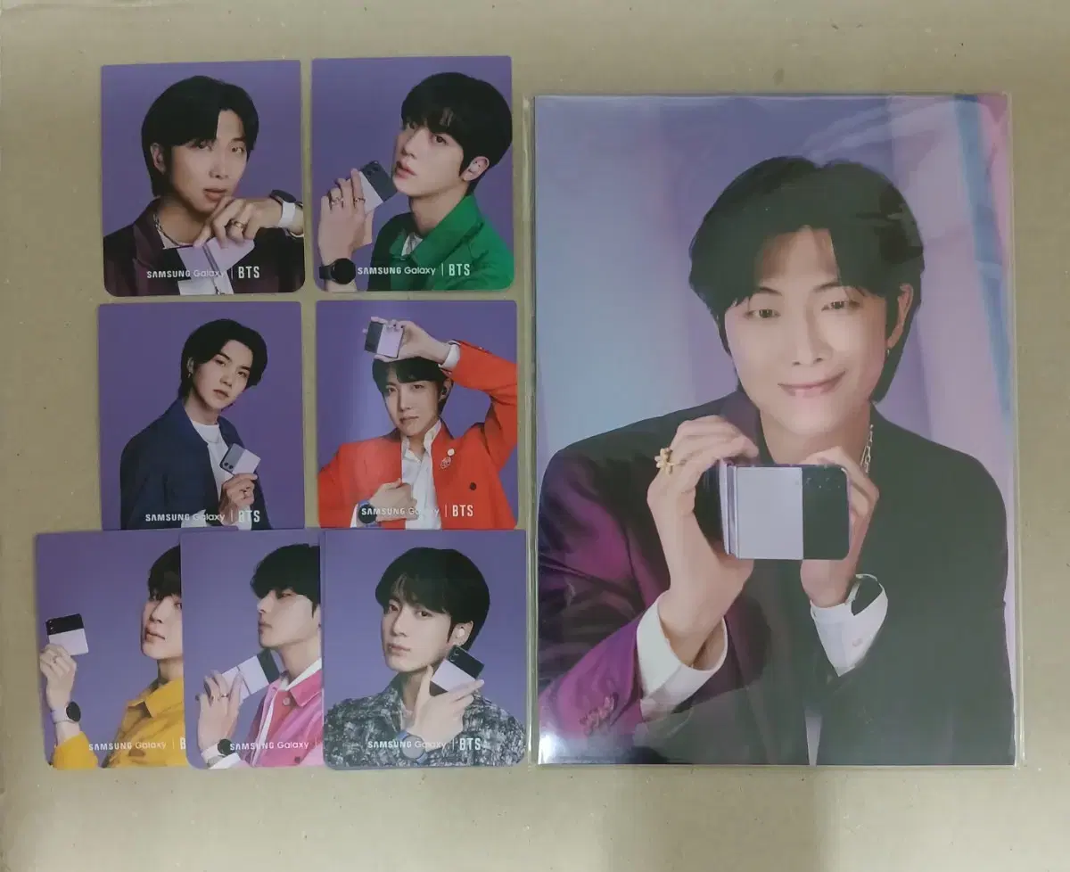 Bangtan Galaxy Z Flip photocard and postcard wts