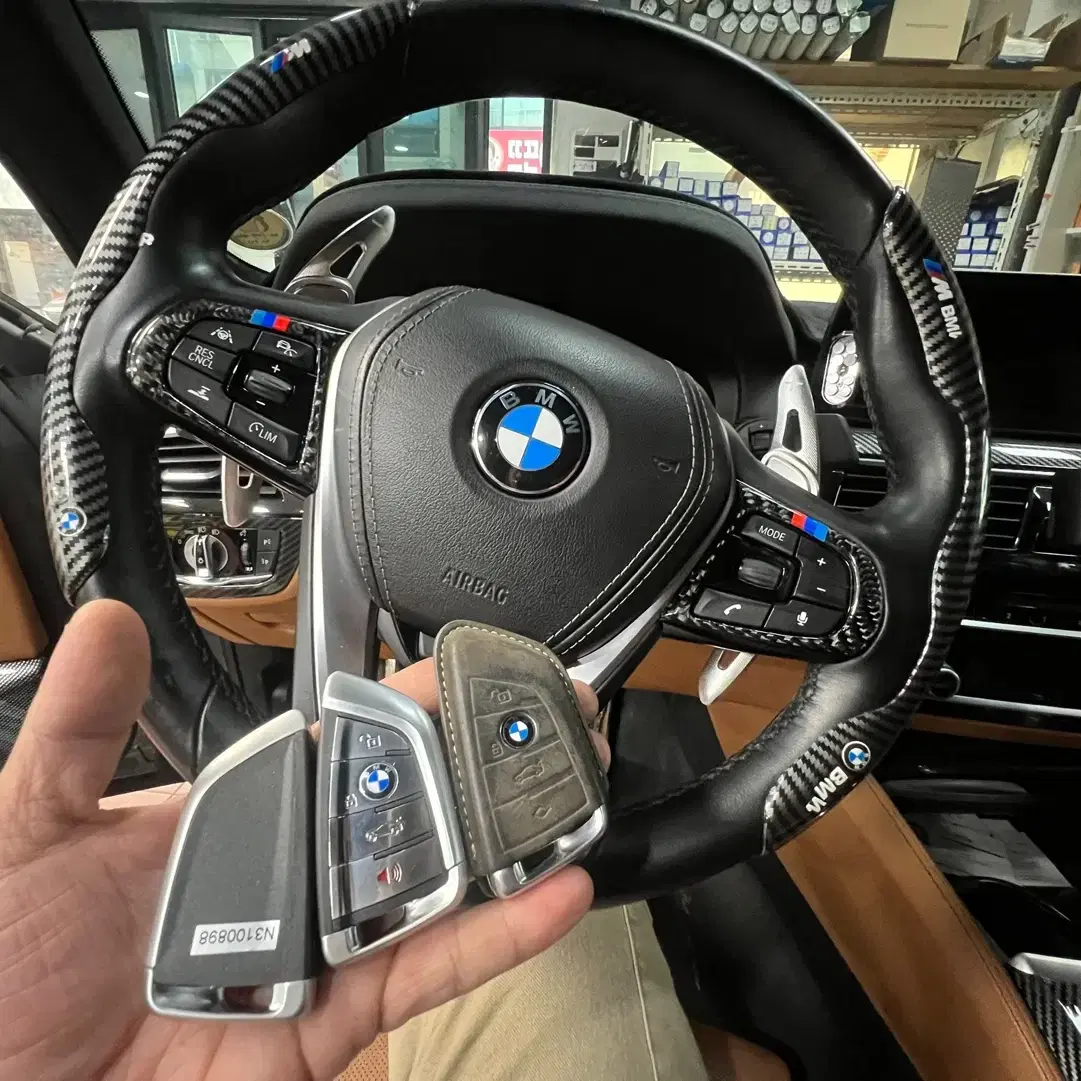 BMW 차키 분실 폭우 태풍에서 차문 못여는 긴급 상황  전국출장 복사