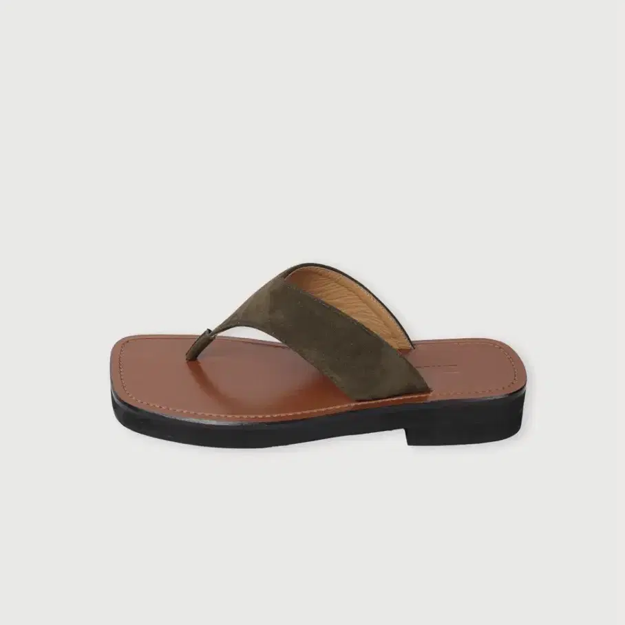 에토스 ethos Khaki suede flip-flop 240