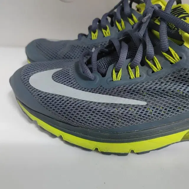 NIKE MAX EXCELLERATE2 나이키엑셀러레이트2 스니커즈