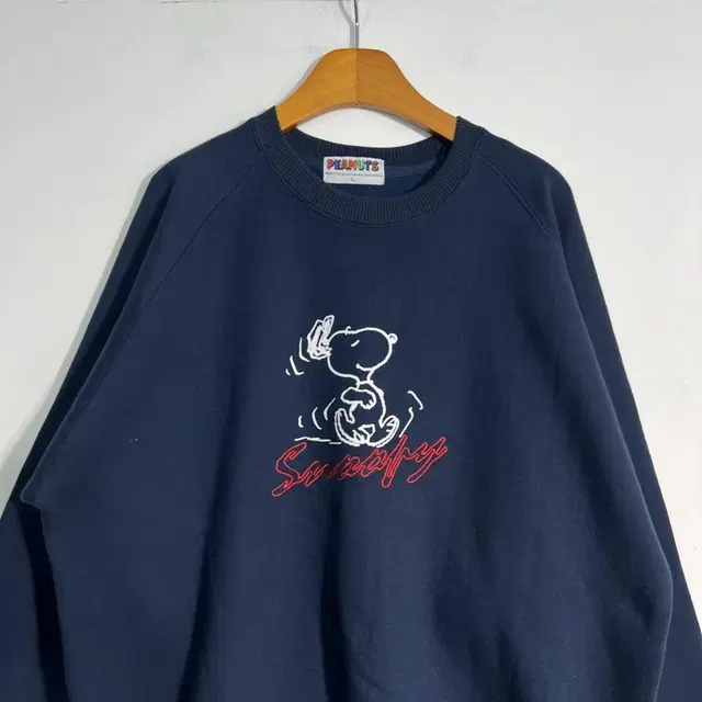 Vintage peanut snoopy 스웻셔츠 기모