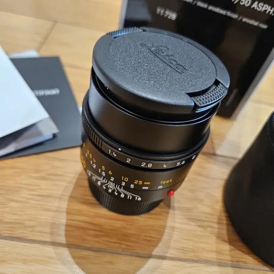 NEW  Leica Summilux-M 50 f/1.4 Black