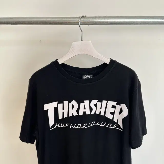 트레셔 thrasher 로고 반팔 티셔츠