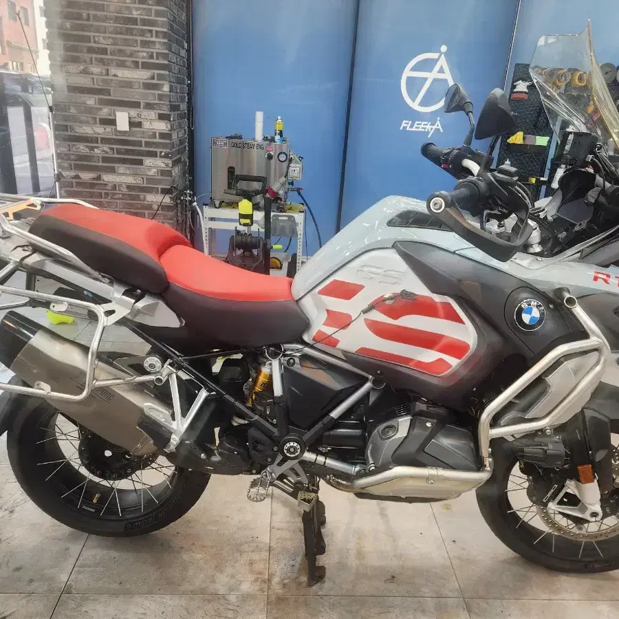 19년식 BMW R1250GS ADV 판매합니다(가격내림)