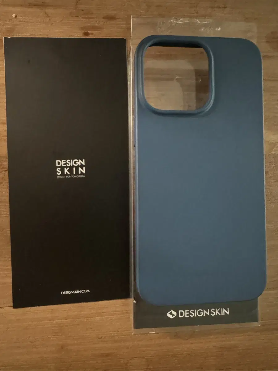 Designskin 디자인 스킨 iPhone 15 네이비 컬러 케이스 일