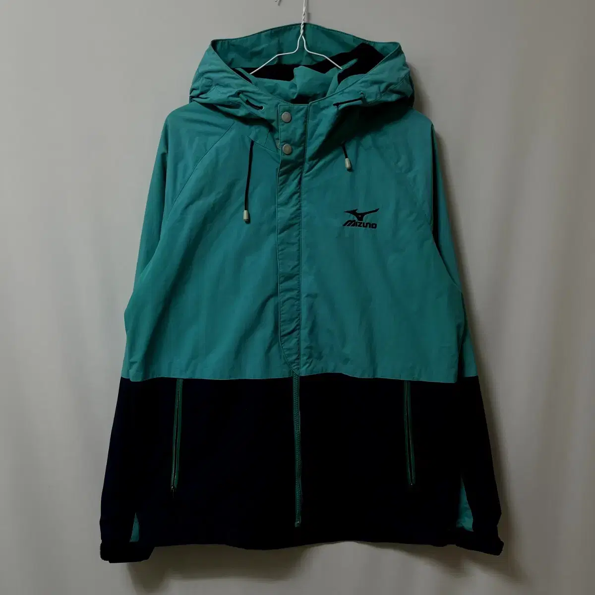 Mizuno Sport Windbreaker Jacket L