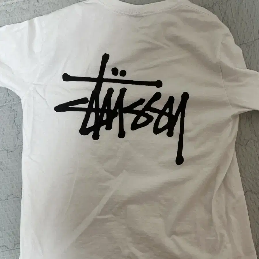 Stussy basic LSwhite2024 스투시롱슬리브 s