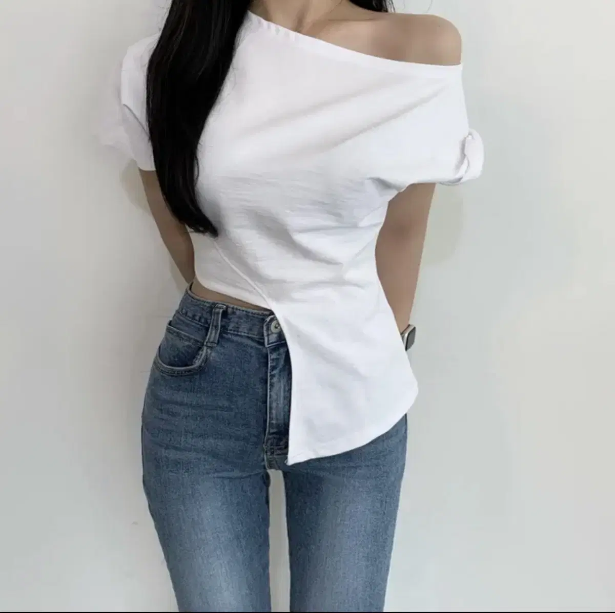 Off Shoulder Boatneck Drape Unbalanced Crop T-Shirt For Sale