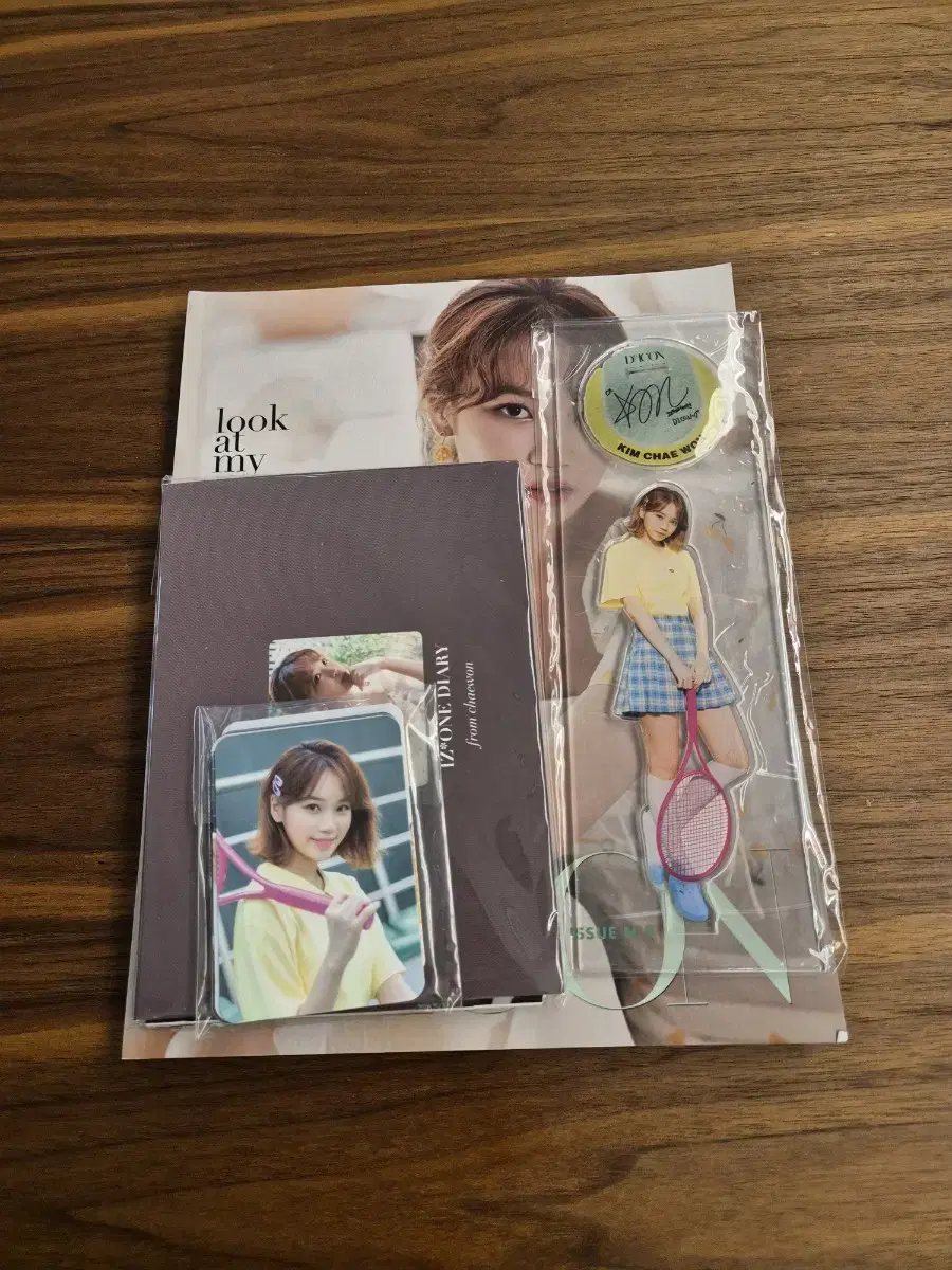 Kim Chaewon D-Ikon Full Set