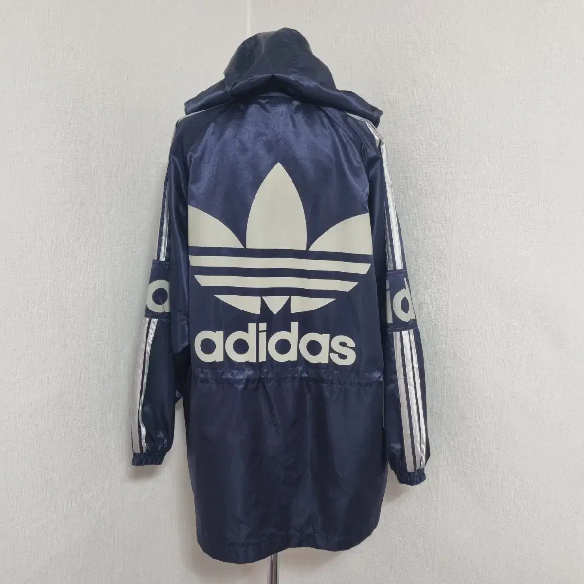 Limited Time Sale/Adidas Descent Old School Navy Soccer Dobby Windbreaker Bench Coat Silver