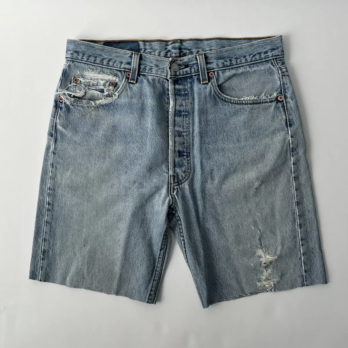 LEVI'S 501 cutting shorts (made in USA)