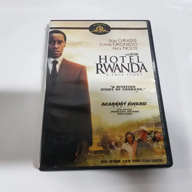 HOTEL RWANDA  DVD