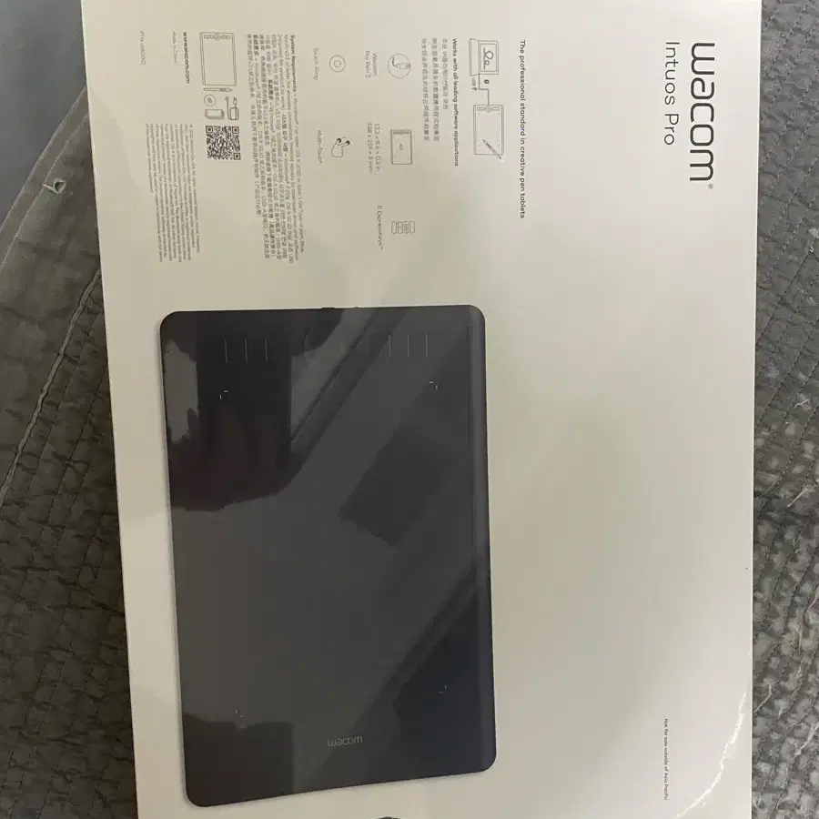 wacom 와콤 인튜어스 프로 타블렛 pth-660 미개봉신품