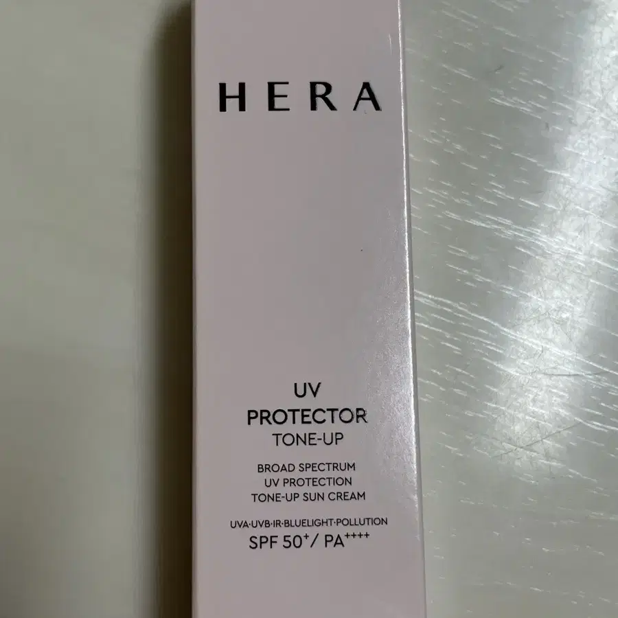 헤라 UV프로텍터 톤업선크림 50ml