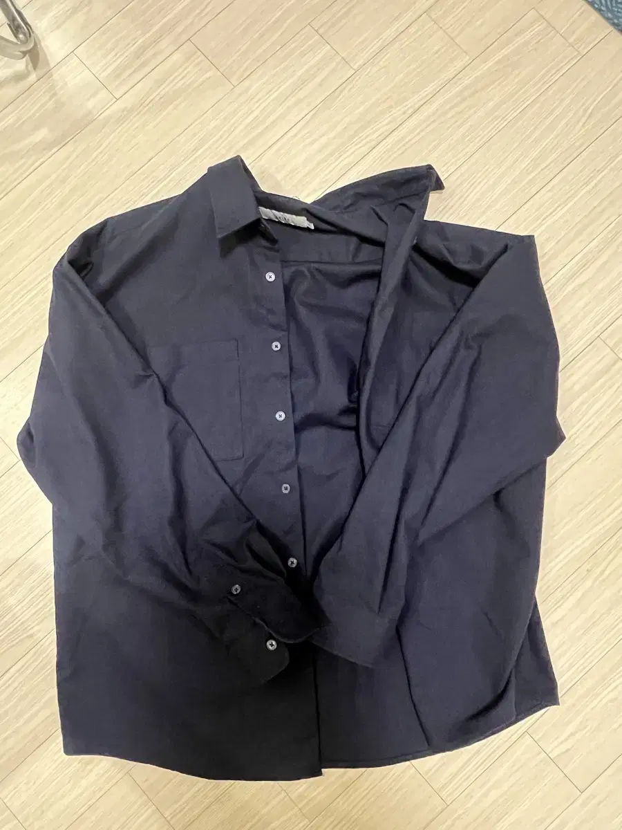 Leaire Navy Shirt