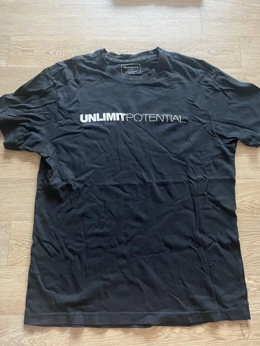 Unlimited Short Sleeve M