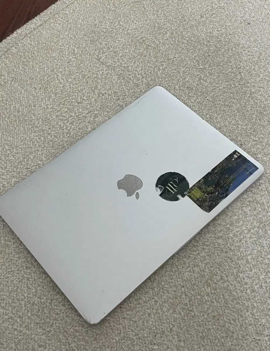 2017 맥북 프로 MacBook Pro 터치바 모델 (256G)