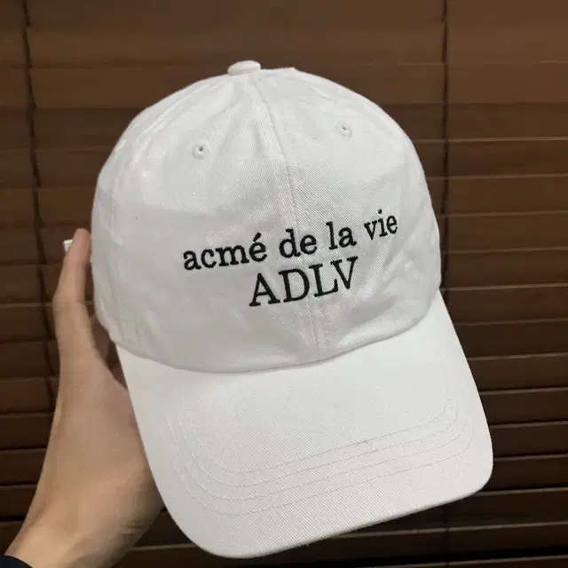 ADLV 아크메드라비 로고 볼캡 모자