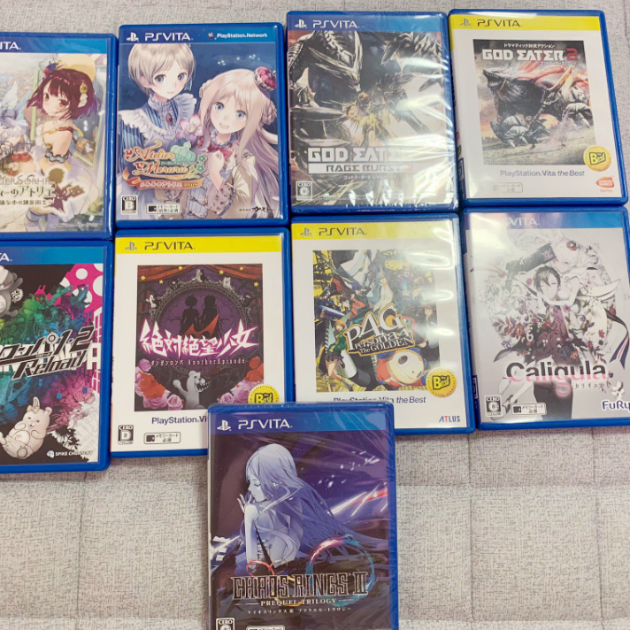 PSvita , PS비타 일어판 기계+칩 포함 팔아요