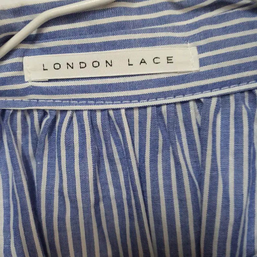 LONDON LACE 랩 여성원피스