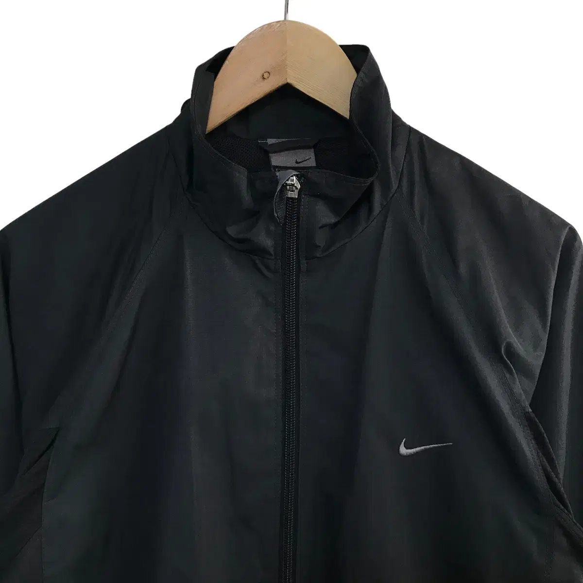 Nike Black Overfit Windbreaker